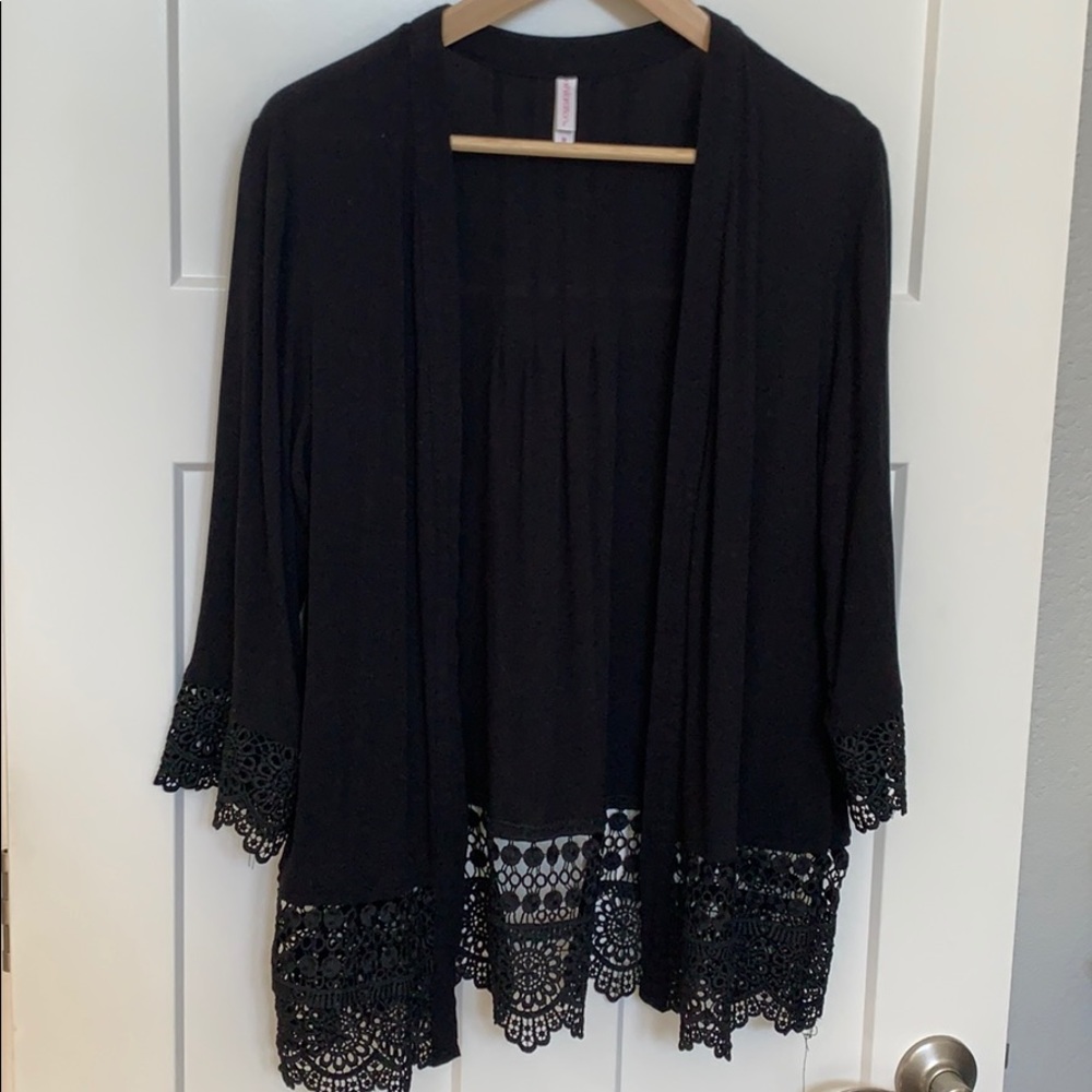 Black Coverlet